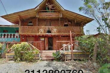 Panzió Cabaña Los Corales