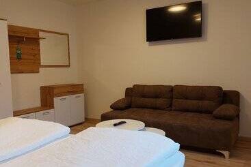 호스텔 Gasthaus Goldener Stern