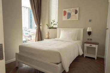 هتل آپارتمان Celine Living  Central