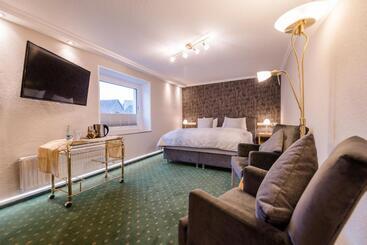 호텔 Sauerländer Hof