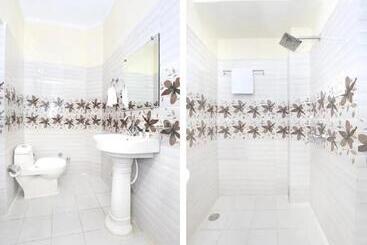 Отель Sudhir, Sonipat