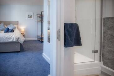 酒店 Ocean Cabins @ The Square   Saundersfoot