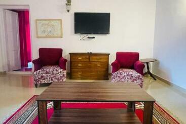 Отель Palace Home Stay