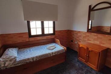 膳宿费 Sunset House