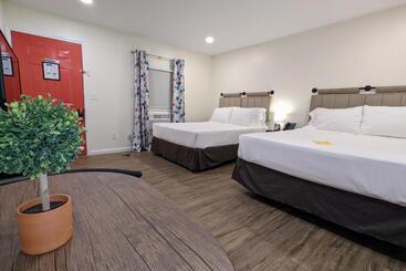 The Honey Bee Motel