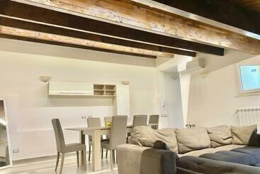 住宿加早餐  La Dimora Del Golfo