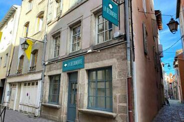 هاستل Gite La Découverte Petit Déjeuner Offert