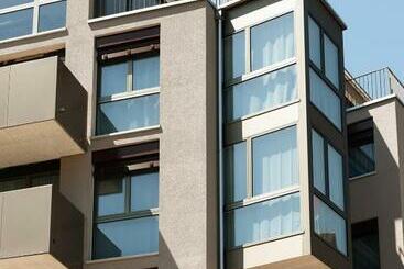 Lamira   Serviced Apartments