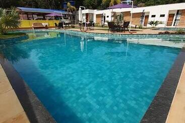 بنسيون Pousada Flor De Alter