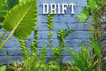 リゾートホテル Drift Hideaway