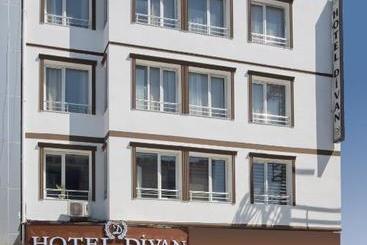 Hotel Divan