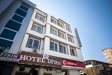 هتل Divan