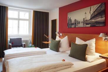 Отель Engel   Lindauer Bier Und Weinstube