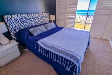 هتل Pelican Sands Beach Resort