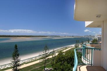 هتل Royal Pacific Resort