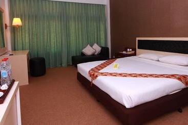 Mutiara Hotel Cilacap