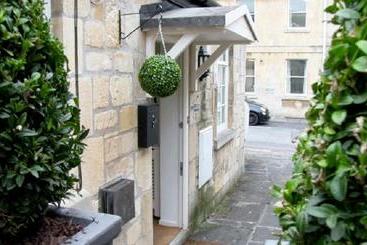 ツーリストアパートメント The Old Smithy Loft