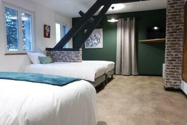 مبيت وإفطار Aux Portes Des Lacs