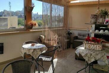 פנסיון Home Dolce Luna