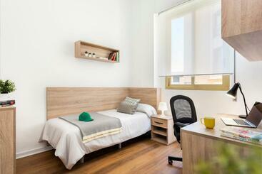 فندق صغير Micampus Armendariz Student Residence