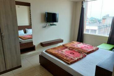 בית מלון כפרי Satyam Palace