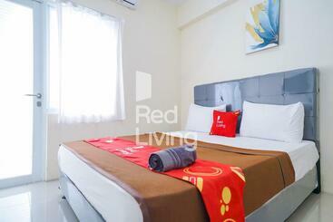 Отель Redliving Apartemen Bogorienze Resort   Skyland Tower A