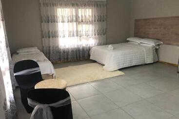 ペンション Ericgret Guesthouse