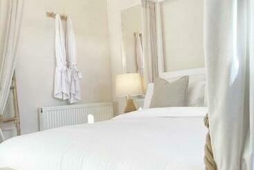 بنسيون Queens Stay, Seaburn