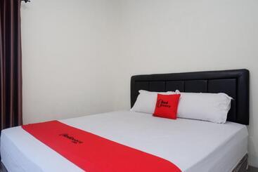 Szálloda Reddoorz Syariah Near Rs Soeradji Pemuda Klaten