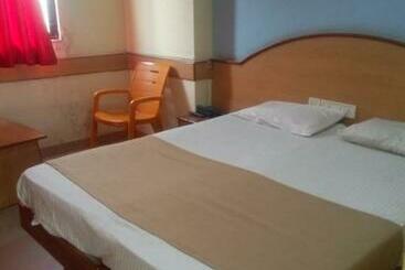 Hotelli Sai Comfort By Wb Inn