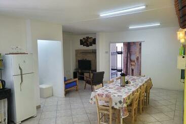 Itajaí Hostel No Centro