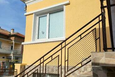 Пансион къща за гости тихи