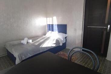 هاستل Zhuldyz Motel