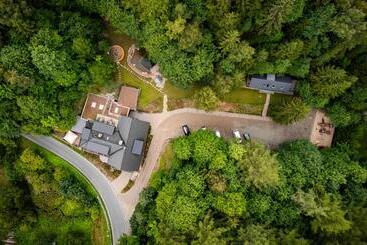 هتل آپارتمان Apartmány None