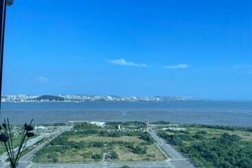 Apart Hotel Yeongjongdo High Floor Ocean View