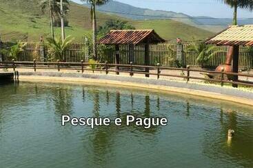 בית מלון כפרי Fazenda Vira Country Angra