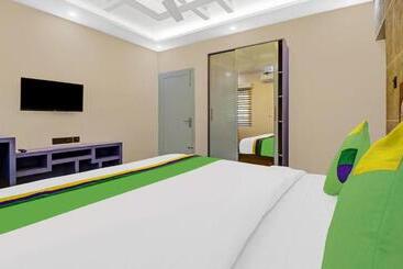 ホテル Treebo Pushpak Service Apartment