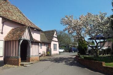 住宿加早餐 The Red Lion Hinxton