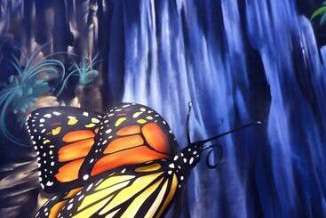 هتل Clover The Arts