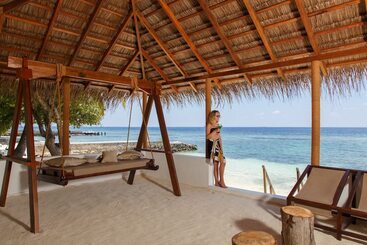 בית מלון כפרי Equator Village Resort