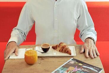 هتل Ibis Makassar City Center