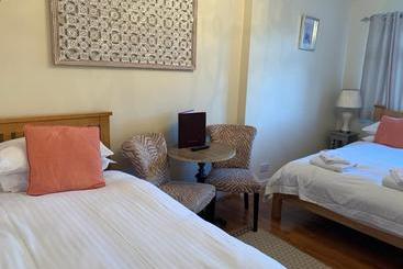 هتل Parkview Guesthouse