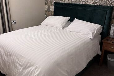 فندق Ravenswood Guest House