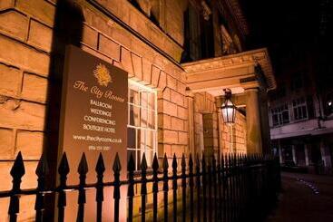 酒店 The City Rooms