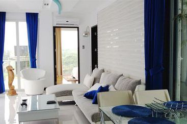 Tanawin Resort And Luxury Apartments