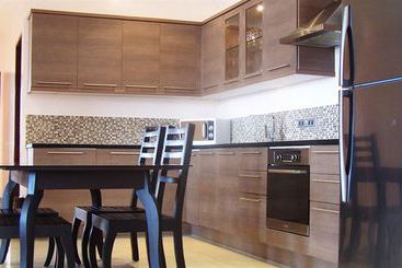 Tanawin Resort And Luxury Apartments