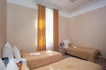 Yaroslav Hostel Veliky Novgorod