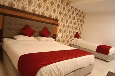 Hotel Woodside Prestige