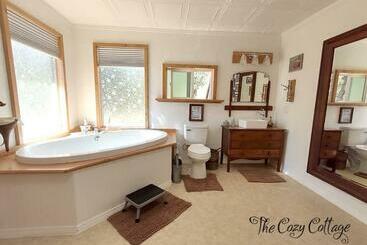 Пансион Cozy Cottage