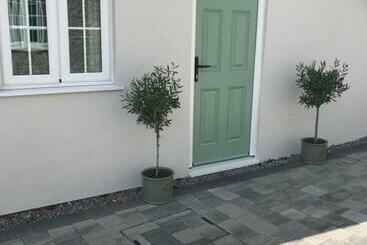 مبيت وإفطار The Old Police House